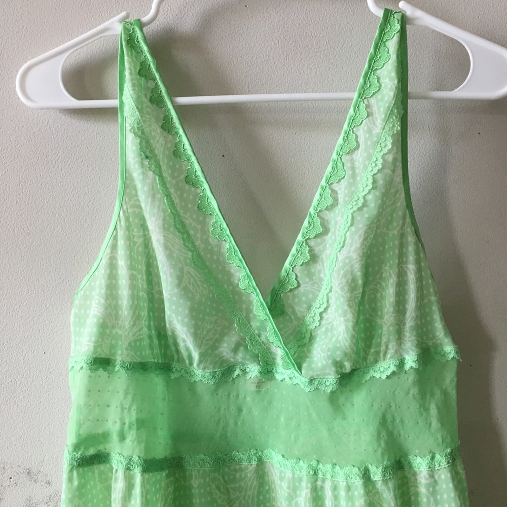 SOLD! Victoria’s Secret Nightgown Size Medium - Picture 4 of 7